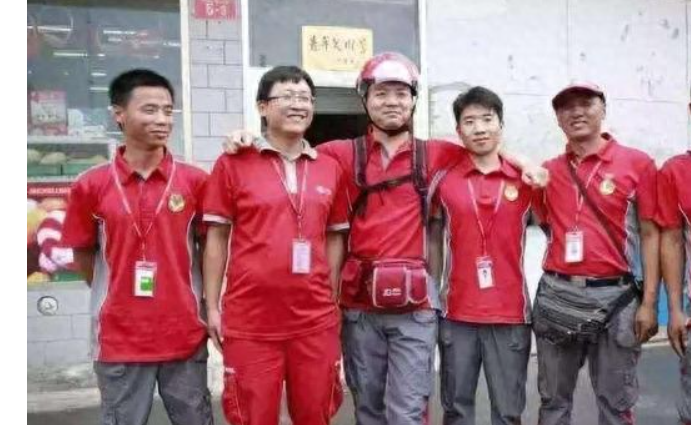 京东5年将投入220万亿新建15万套“小哥之家”春节9天13亿发福利